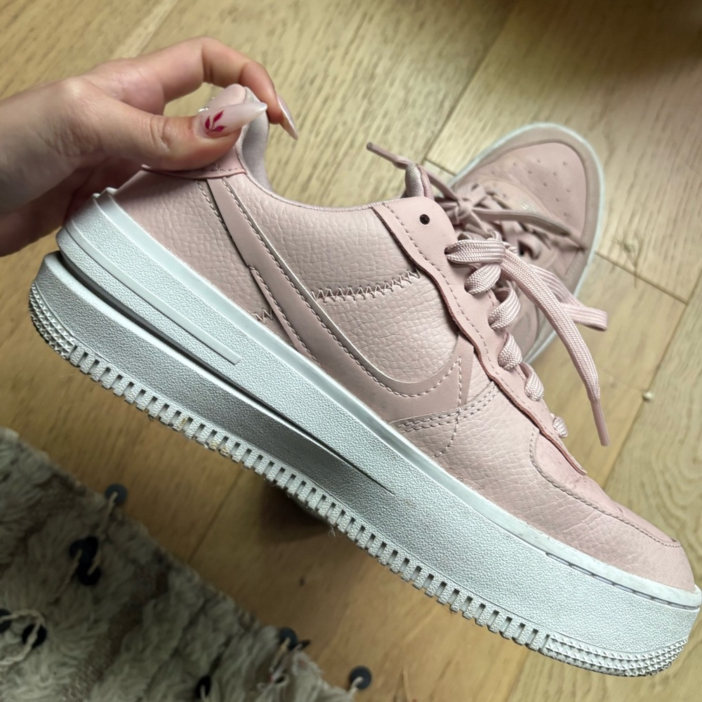 Pink Nike Air Force 1